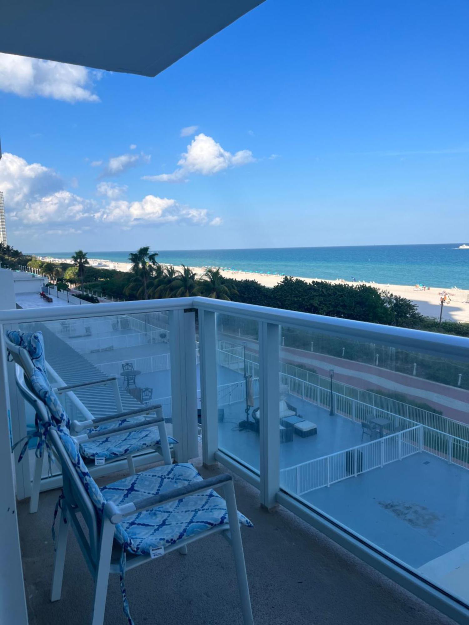 Pavilion Beach Front Apartment With Balcony Miami Beach Exterior photo